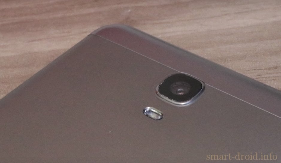 Сравнение смартфонов Oukitel K6000 Plus и Samsung Galaxy On8 на основе их характеристик