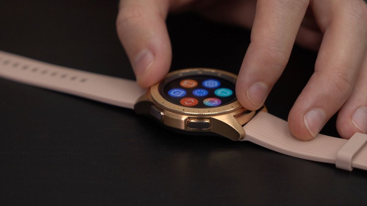 Умные часы Samsung Gear S