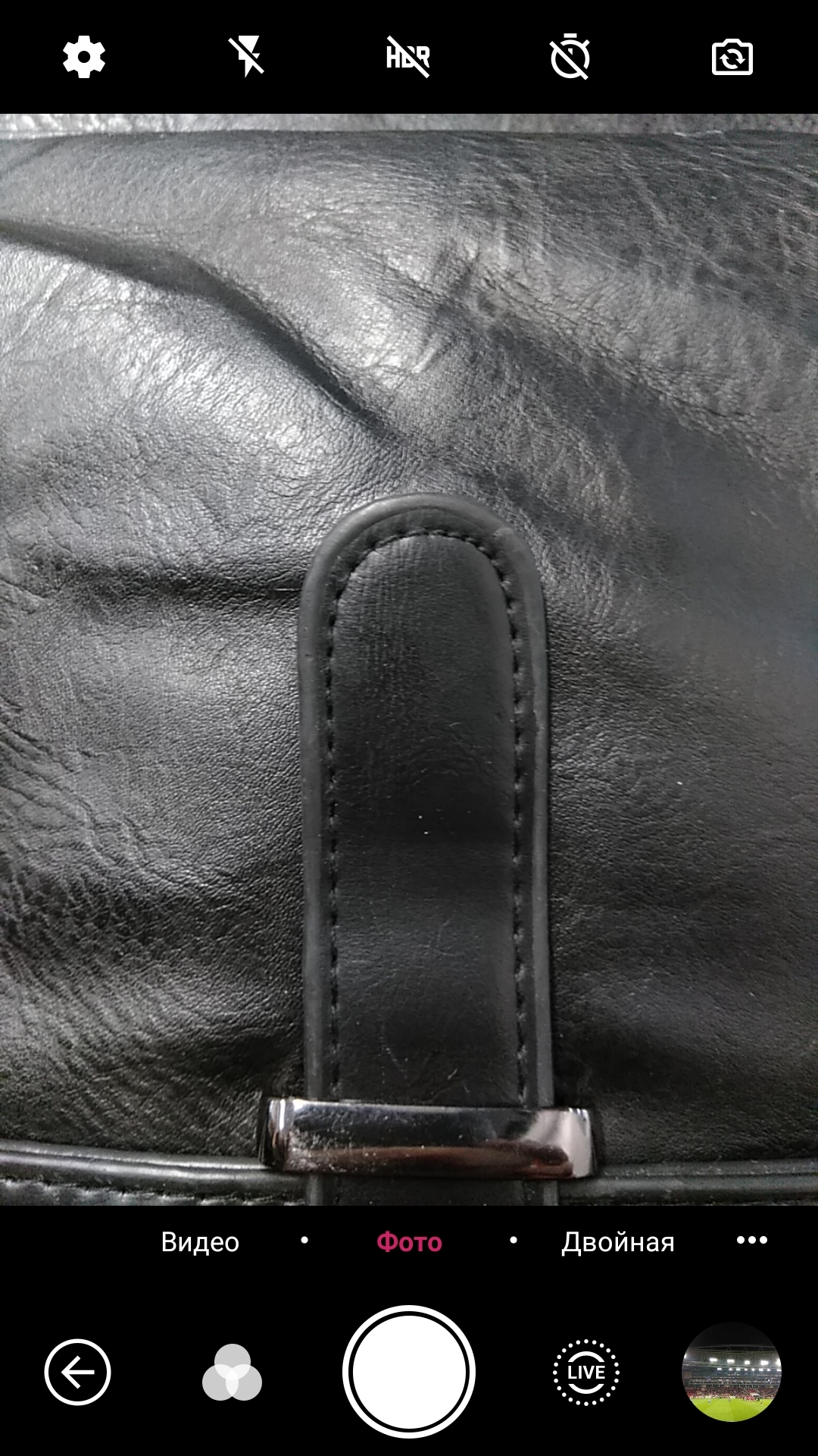 ЗТЕ Блейд V8 на новейшей операционной системе андроид с поддержкой две сим карты и карты памяти Micro SD объемом до 128 Гб