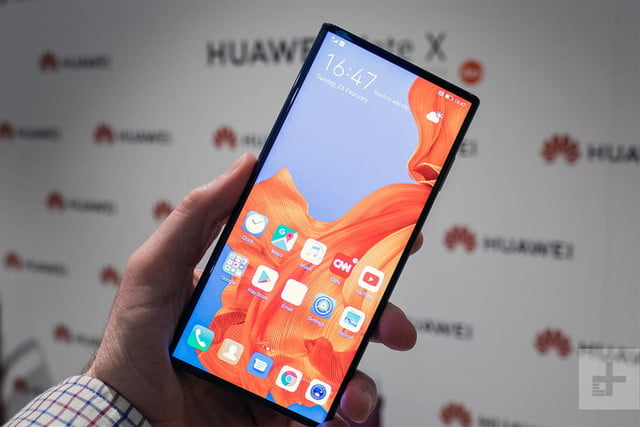 Huawei mate x — самый качественный складной смартфон в мире