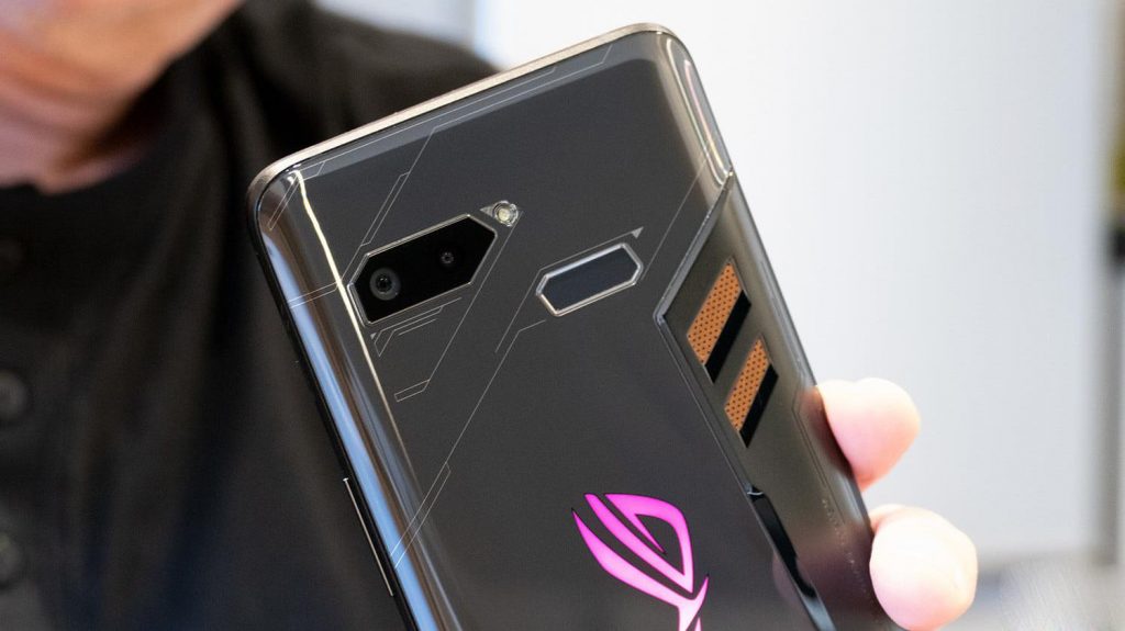 Смартфон ROG Phone 2 на МОЩНЕЙШЕМ В МИРЕ ПРОЦЕССОРЕ будет стоить всего 40 тысяч рублей