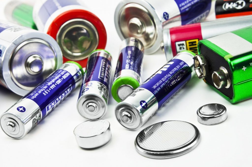 Цена заряда: действительно ли брендовые батарейки лучшие ноунеймовских?