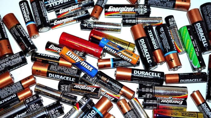 Цена заряда: действительно ли брендовые батарейки лучшие ноунеймовских?