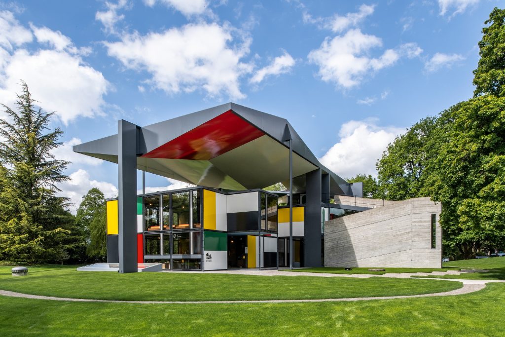 Синтез жизни и искусства: Цюрихский павильон Ле Корбюзье – памятник великому модернисту