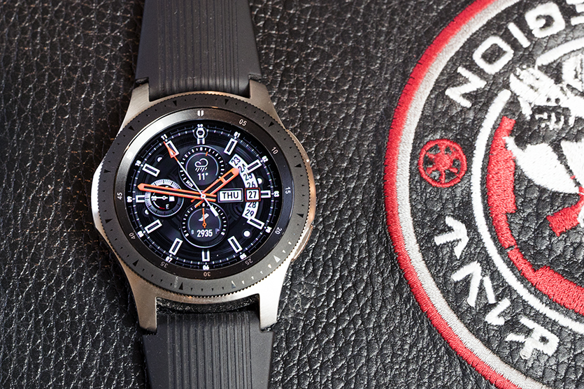 Умные часы Samsung Gear S