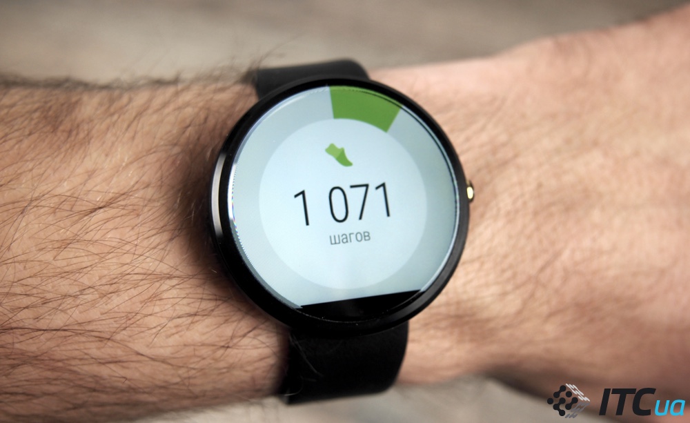 Обзор часов Moto 360 Sport