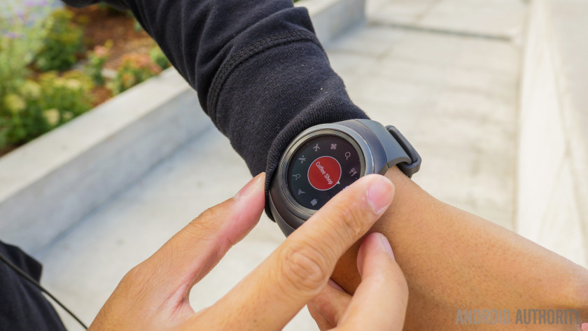 Умные часы Samsung Gear S2