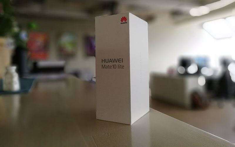 Смартфон Huawei P10 lite