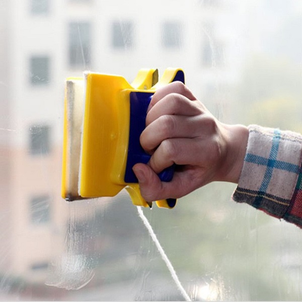 Как мыть глухие пластиковые окна снаружи