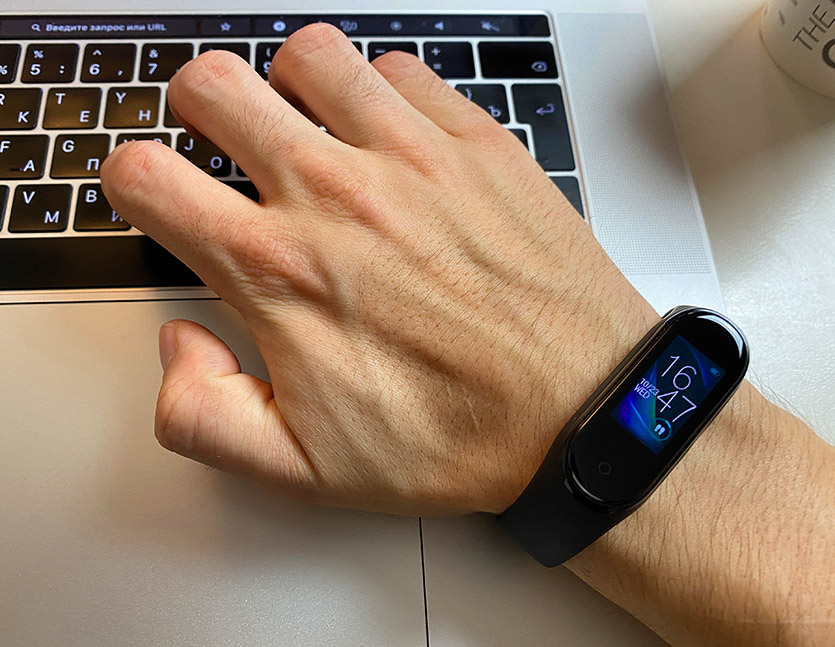 Фитнес-браслет Xiaomi Mi Band 4 - отзывы