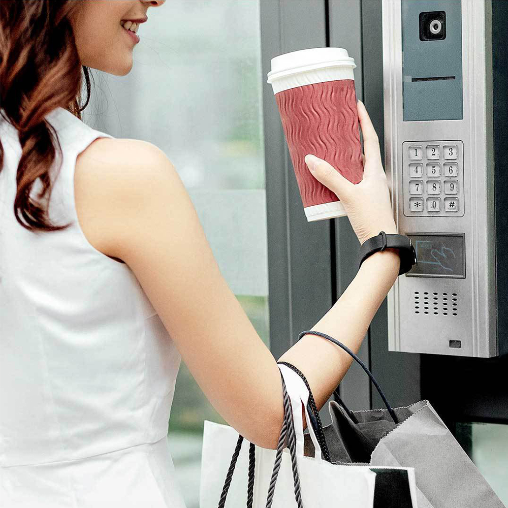 Xiaomi предлагает новый фитнес-браслет с NFC