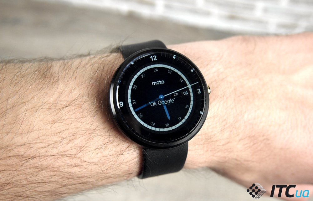 Обзор часов Moto 360 Sport