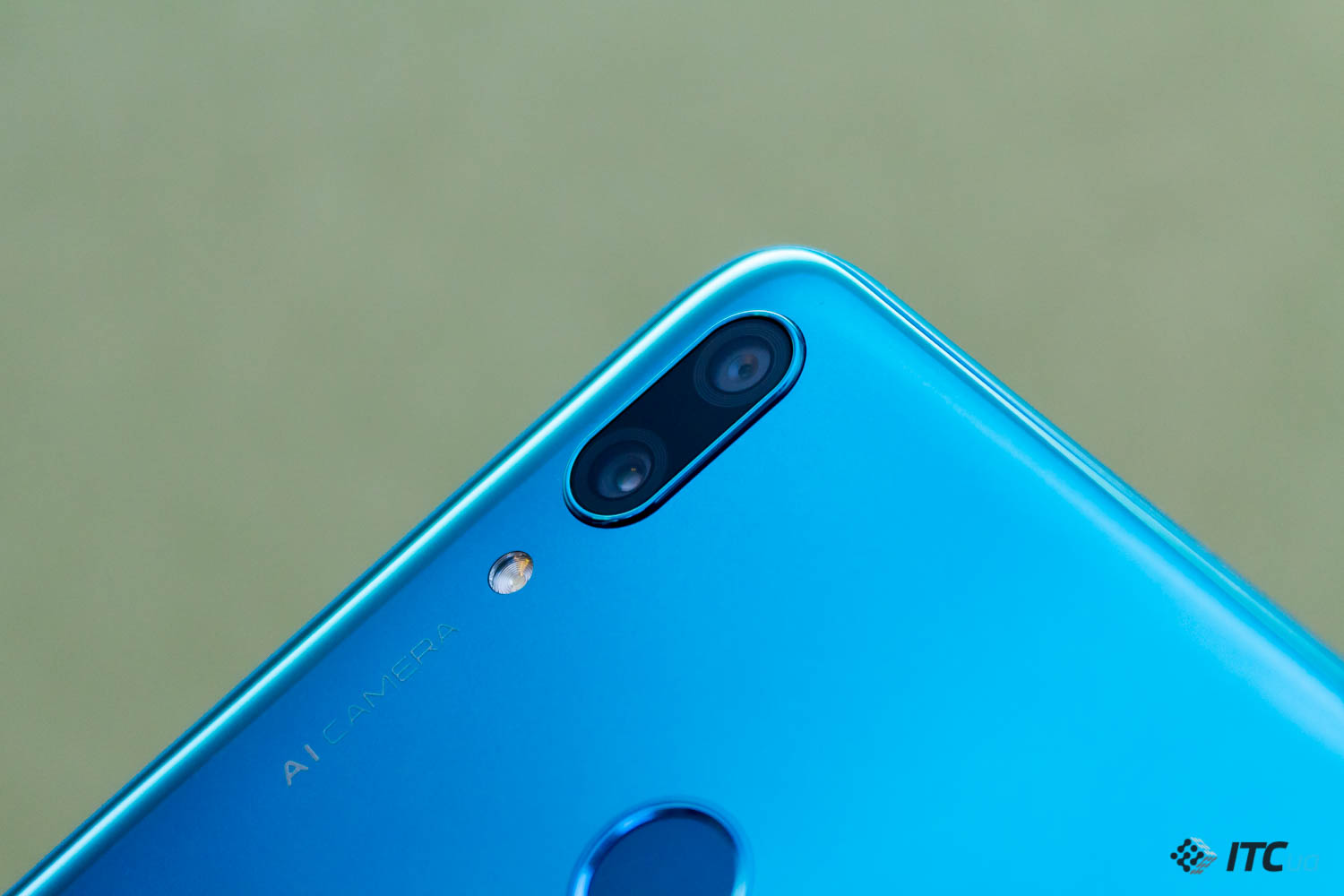 Обзор плюсов и минусов Huawei Y7 2023. Бюджетный смартфон с ёмким аккумулятором