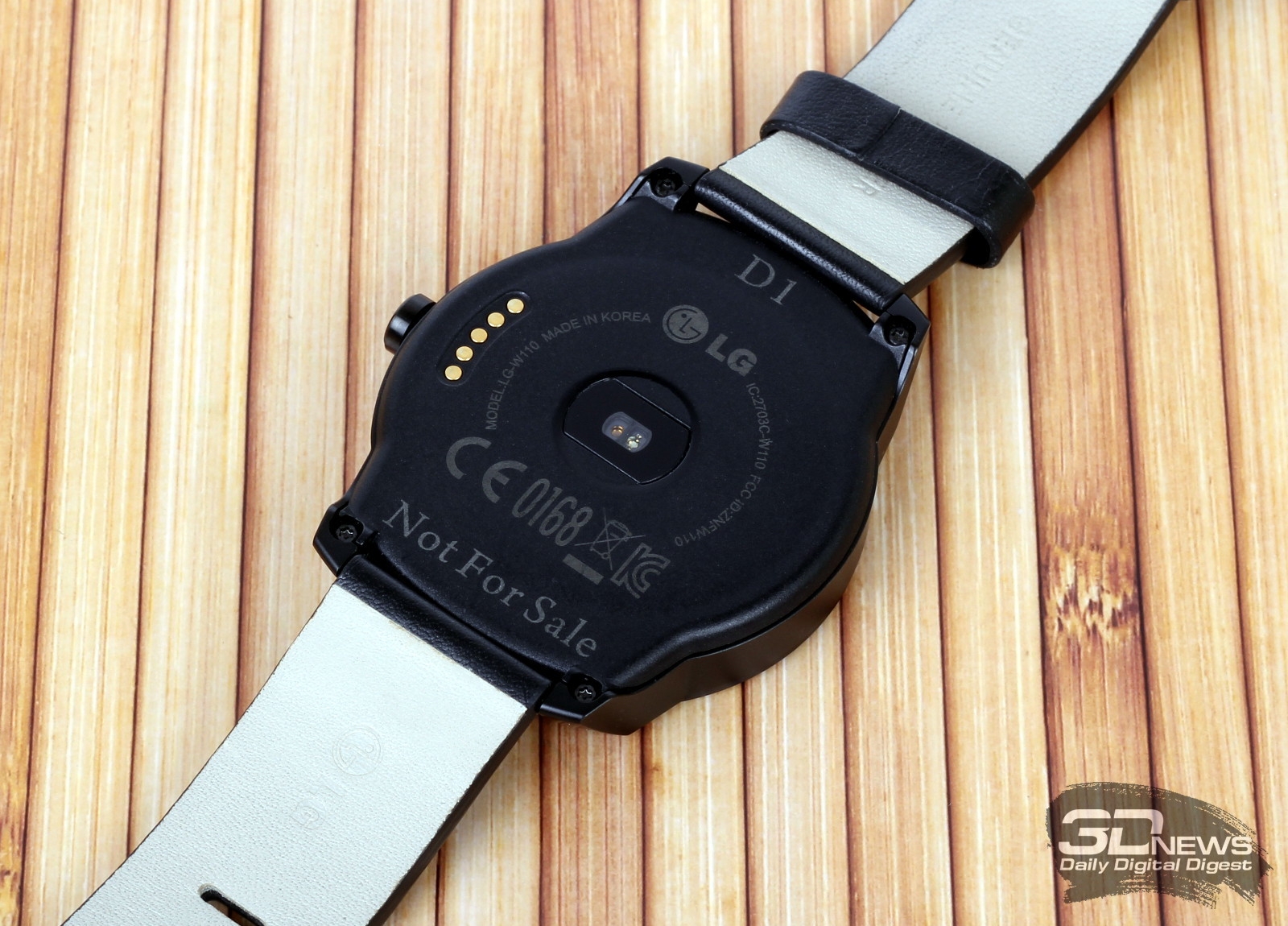 Умные часы LG G Watch R