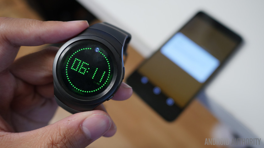 Умные часы Samsung Gear S2