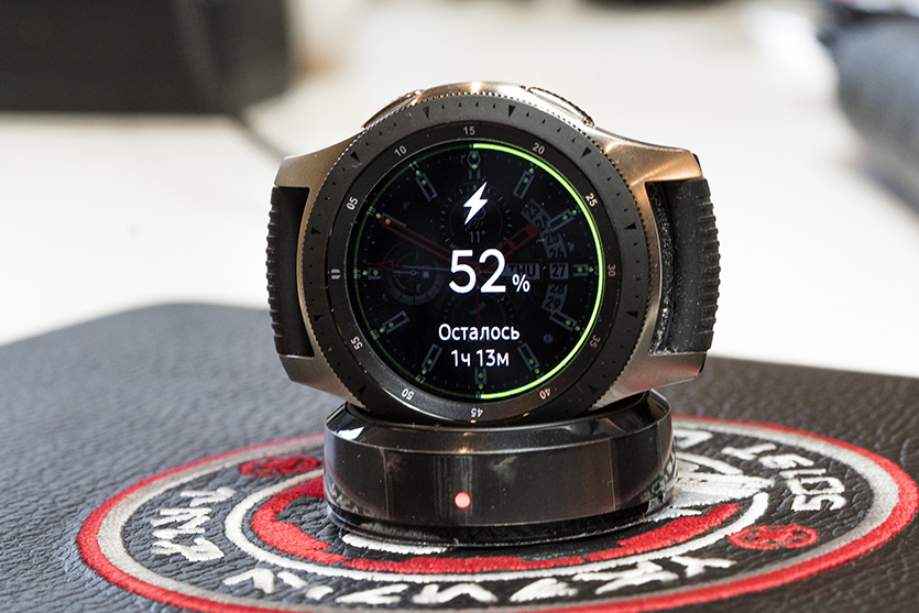 Умные часы Samsung Gear S