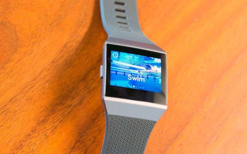 Спортивные часы  Fitbit Charge HR - отзыв