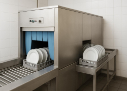 Туннельные посудомоечные машины: большой бизнес чистой посуды
