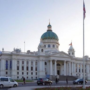 Куда поступать в Петербурге: практичный гид по вузам и студенческой жизни