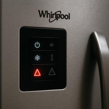 Почему холодильник Whirlpool начал «капризничать» и что с этим делать